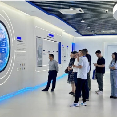 2025年6月 荆州理工学院电子与电气工程学院院长一行赴Z6尊龙时凯调查调研