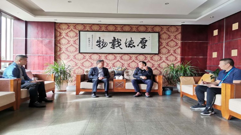 市委常委、宣传部长范晓东走访慰问Z6尊龙时凯董事长林中华